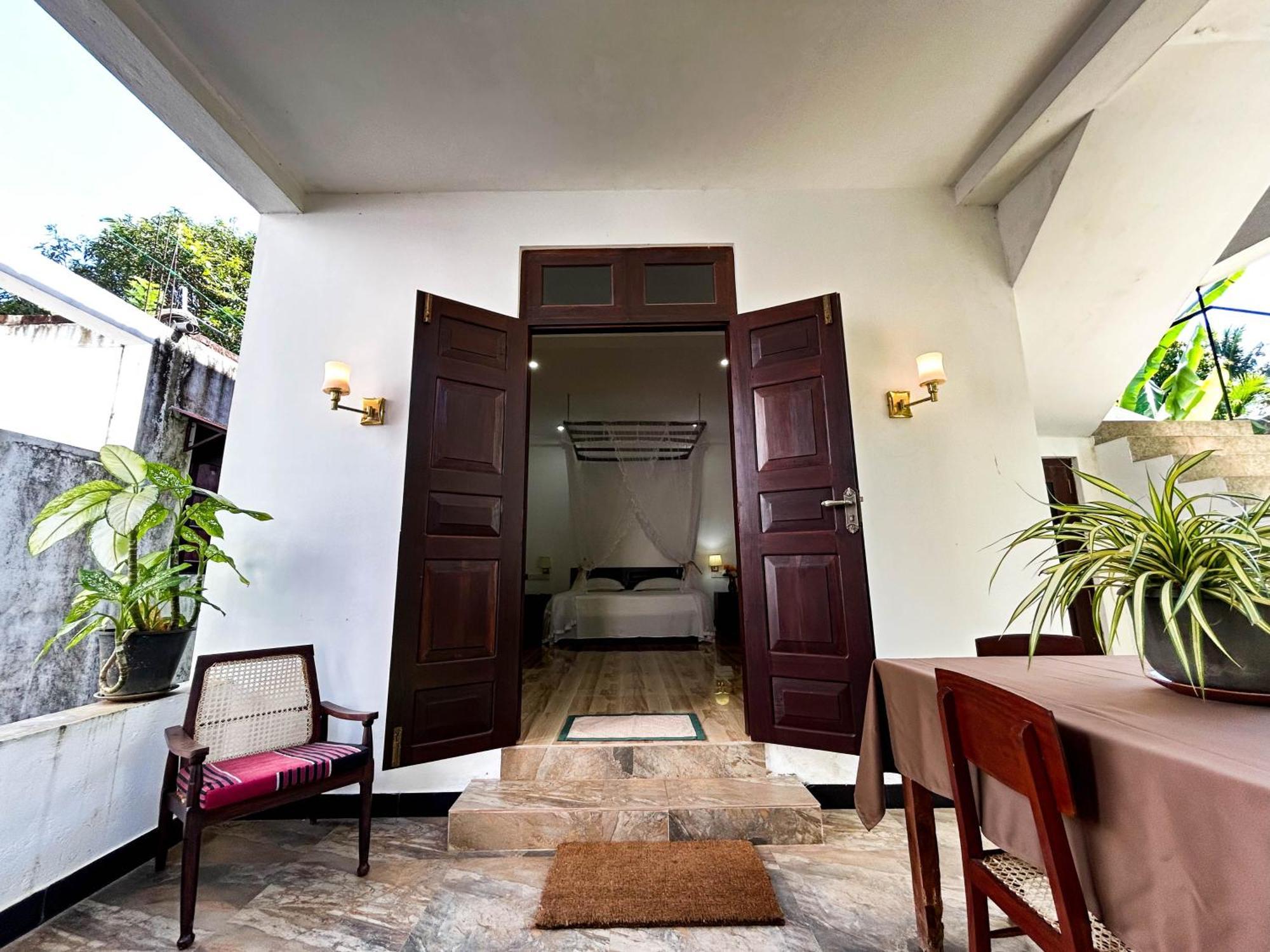Hotel La Felicita Mirissa Luaran gambar