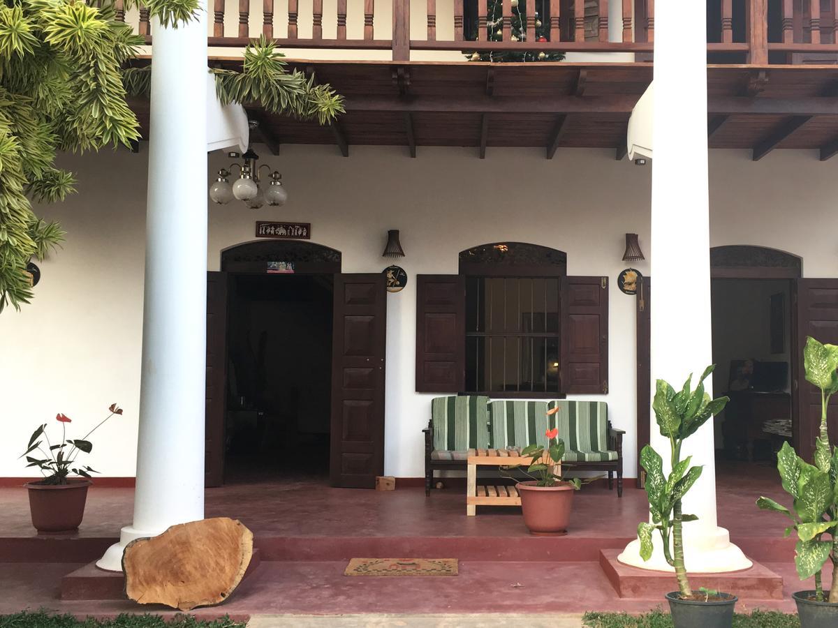 Hotel La Felicita Mirissa Luaran gambar