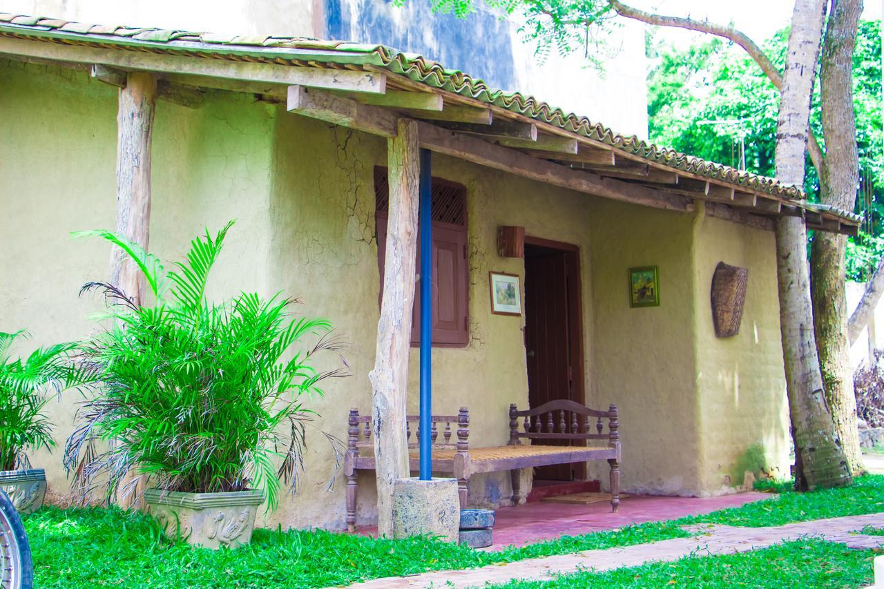 Hotel La Felicita Mirissa Luaran gambar