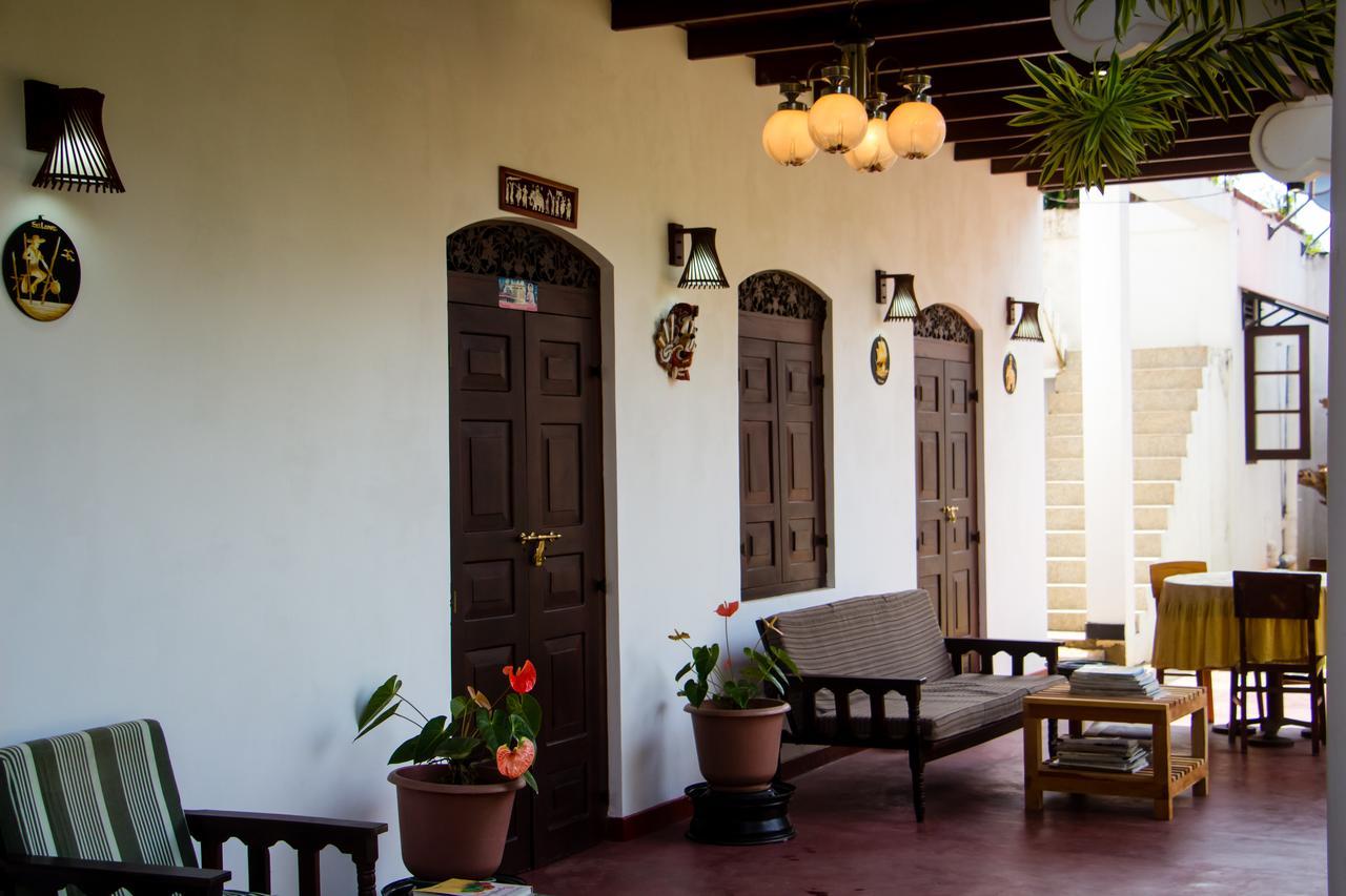 Hotel La Felicita Mirissa Luaran gambar