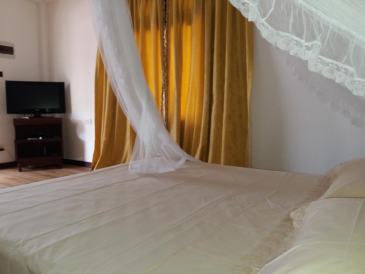 Hotel La Felicita Mirissa Luaran gambar